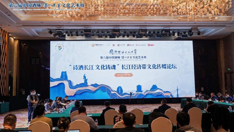 品牌设计流程拆解：从策略到落地的完整步骤